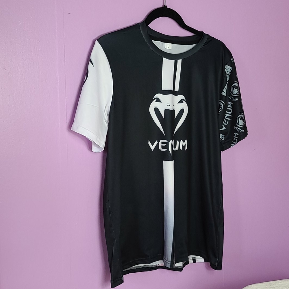 Never worn